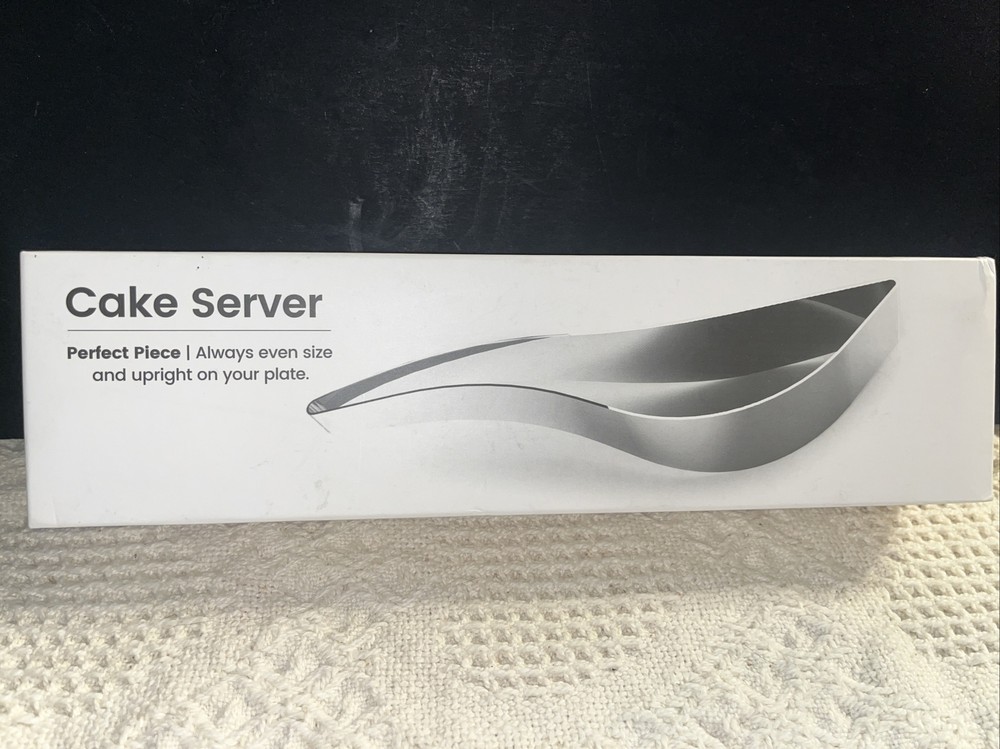 UNIQUE Cake Pie Server Award Winning