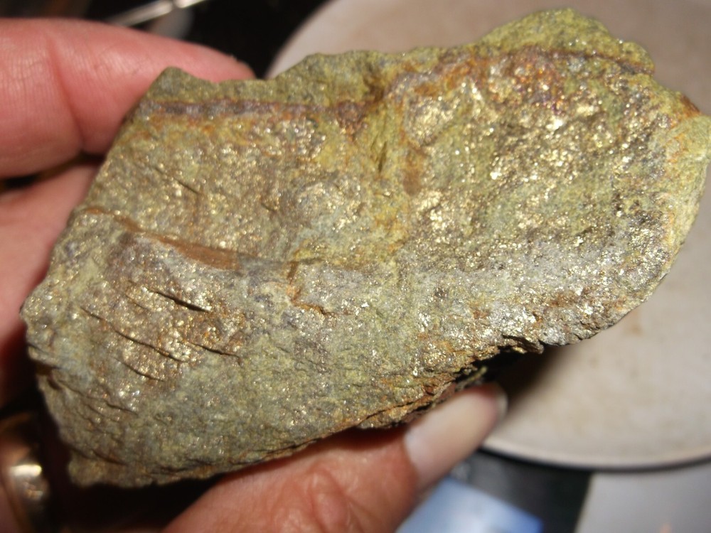 Gold, silver, copper, 418 grams samples ,ore high grade .