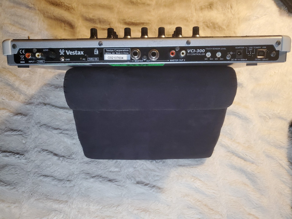 Vestax VCI-300 DJ Controller Console