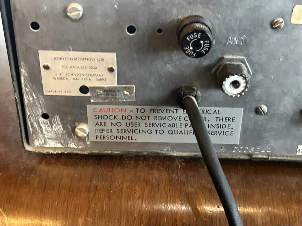 Johnson Messenger 4230 CB Radio Base Unit