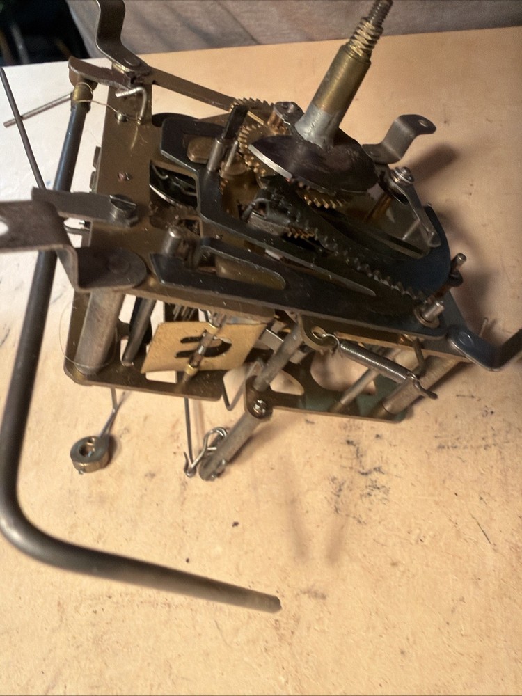 Vintage Germany Cuckoo Clock Unex Movement part