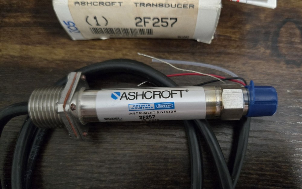 NEW ASHCROFT 2F257 PRESSURE SWITCH TRANSDUCER