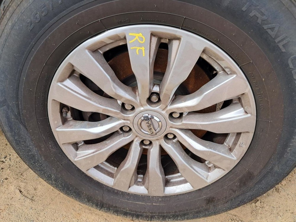 ARMADA 2017 Glove Box 4875505