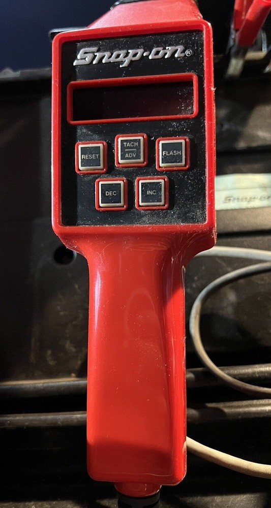 Snap-On Tools USA Computerized Tach Advance Timing Light MT1261A With PB48 Case