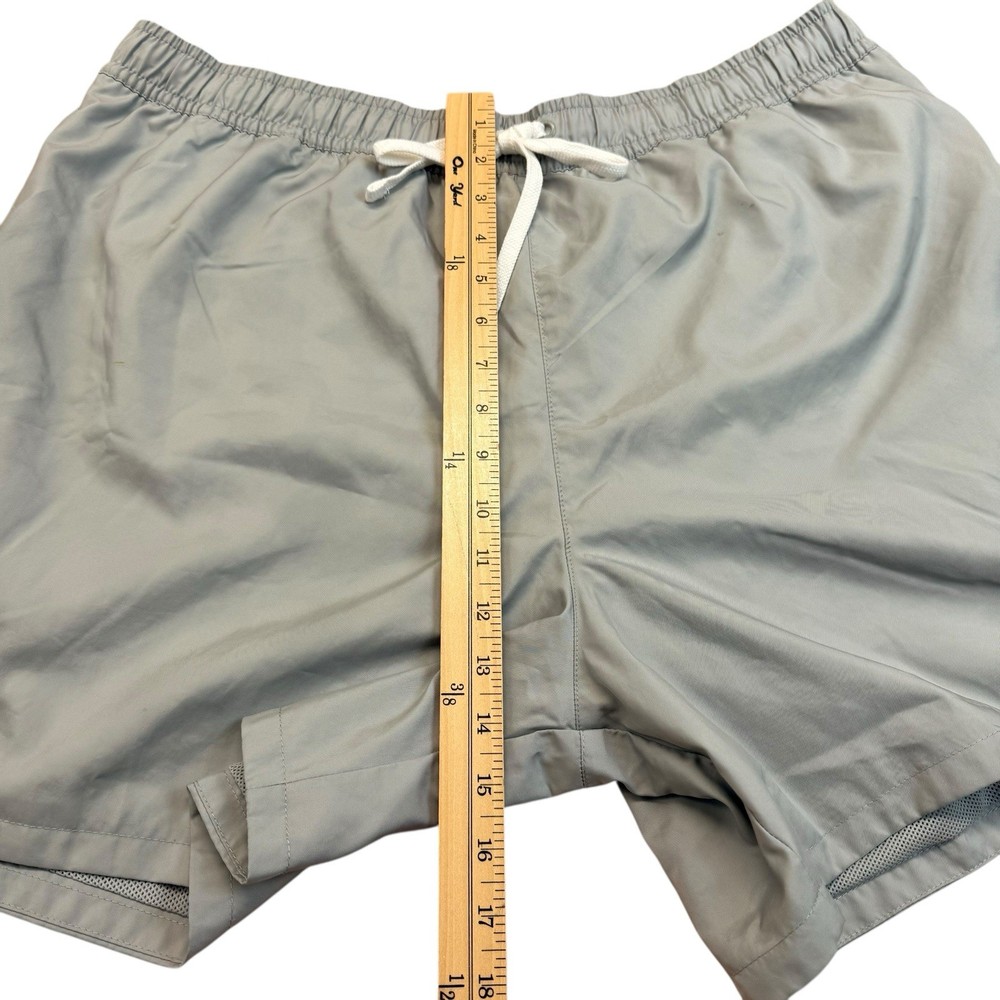 Nike Men’s Medium Gray Athletic Running Shorts Drawstring Lightweight