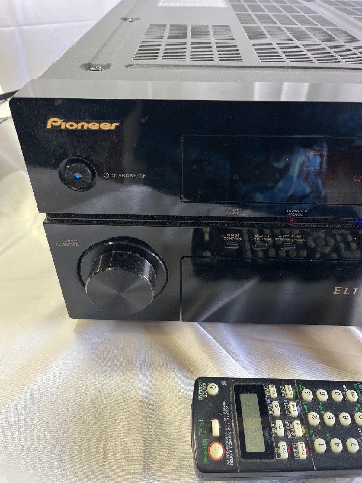 Pioneer Elite VSX-94TXH 7.1 Channel 980W Home Theater Receiver W/ Remote Bundle