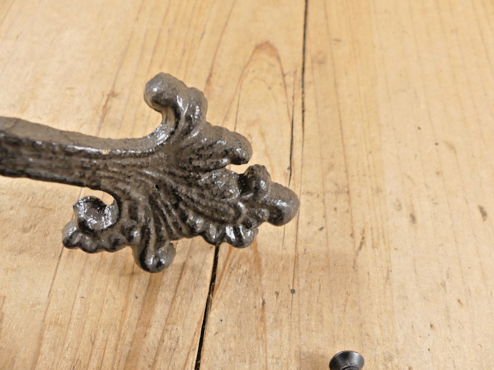 2 Cast Iron Drawer Handles Victorian Rustic Knobs Pulls Dresser Farmhouse