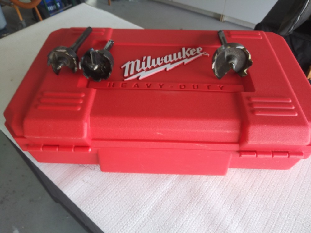 Milwaukee 1/2in Right Angle Drill Kit, 3107-6 variable speed, forward, reverse