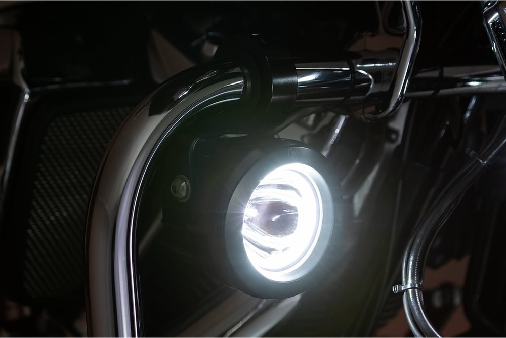 Ciro Black Light Cannons Spotlight w/ Engine Guard Mount (45019)