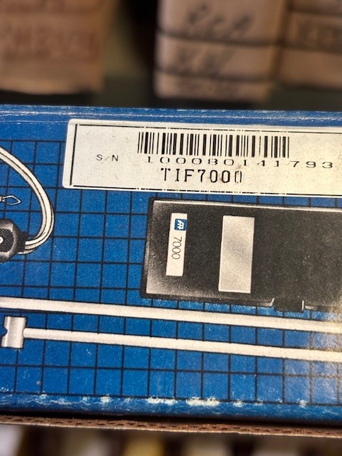TIF7000 TIF INSTRUMENTS DIGITAL THERMOMETER NEW SURPLUS