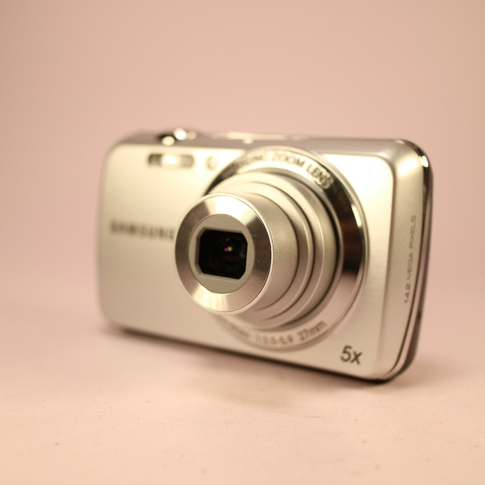Samsung Digital Camera PL21 14.2MP Silver Tested *Read*