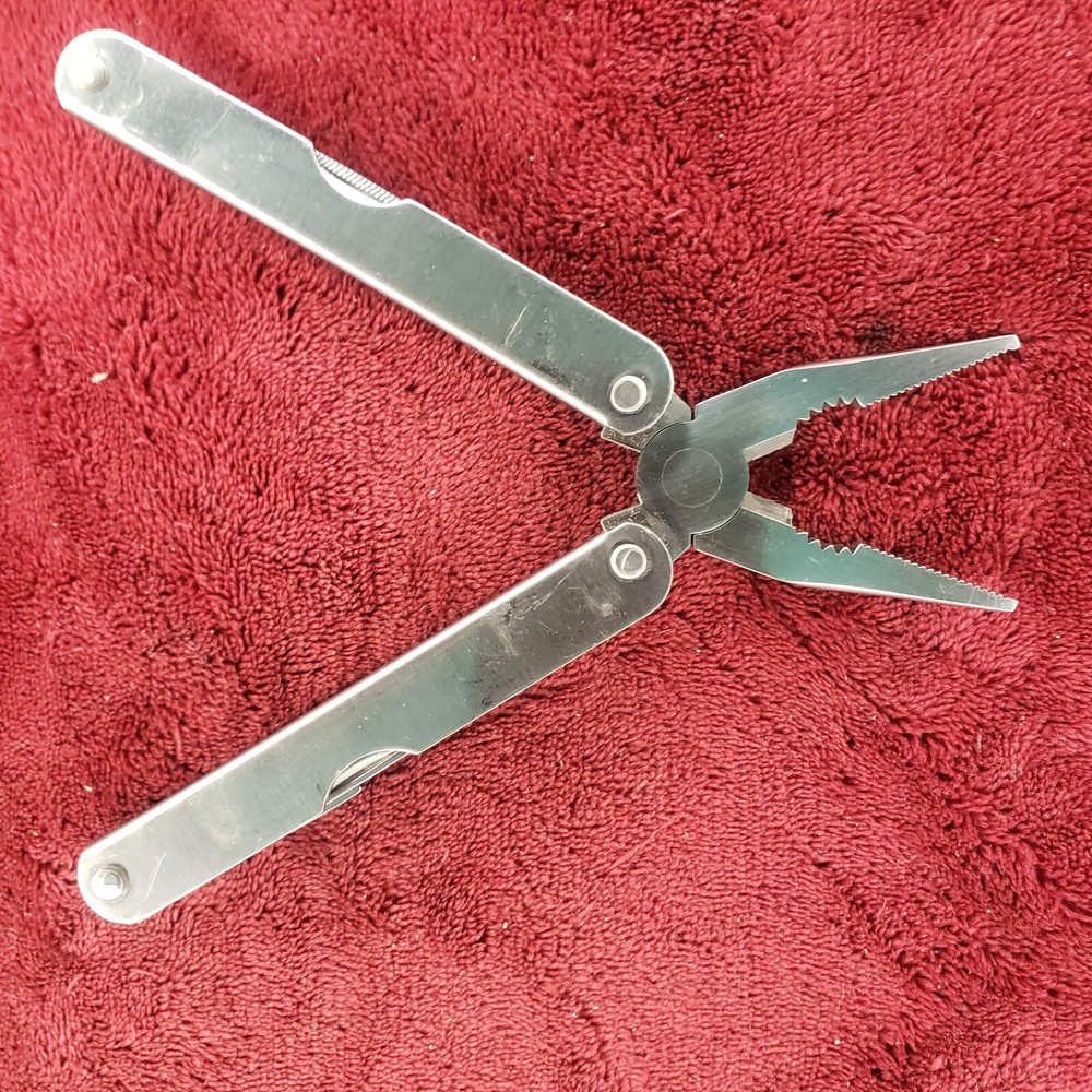 Coghlan's Multi-Function Camper's Tool