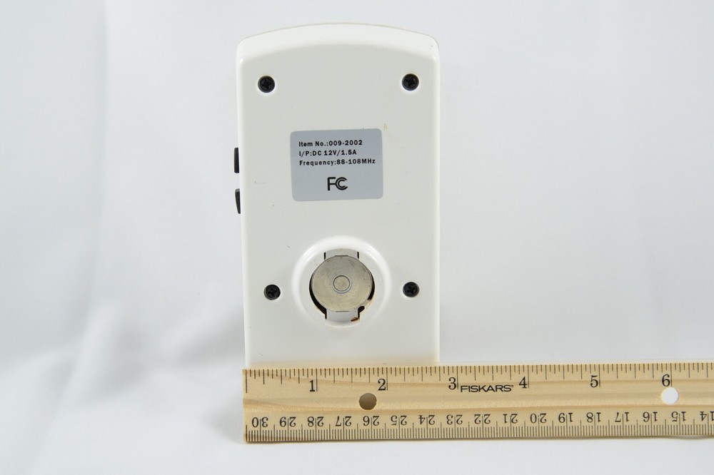 Digital Lifestyle Outfitters Trans Pod FM FM Transmitter for Apple iPod