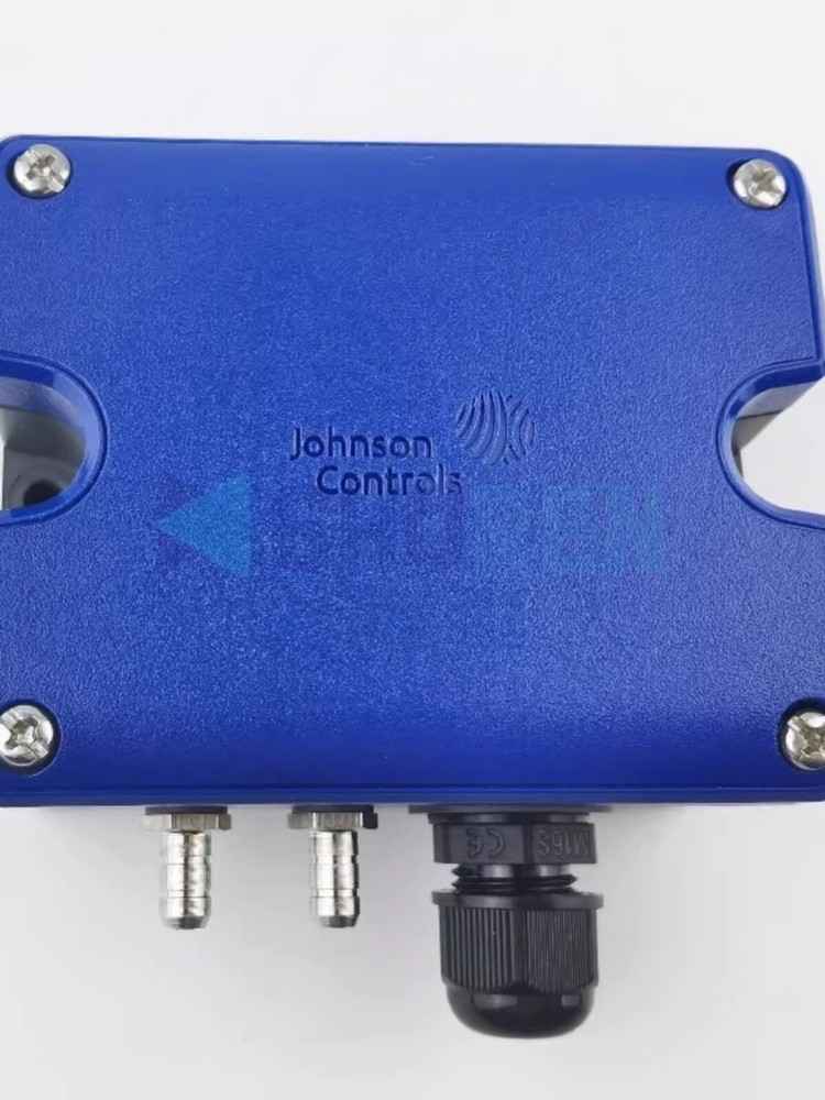 1pcs Johnson HT7000I5V2 0-10V 102mm Immersion Water Pipe Temperature Sensor