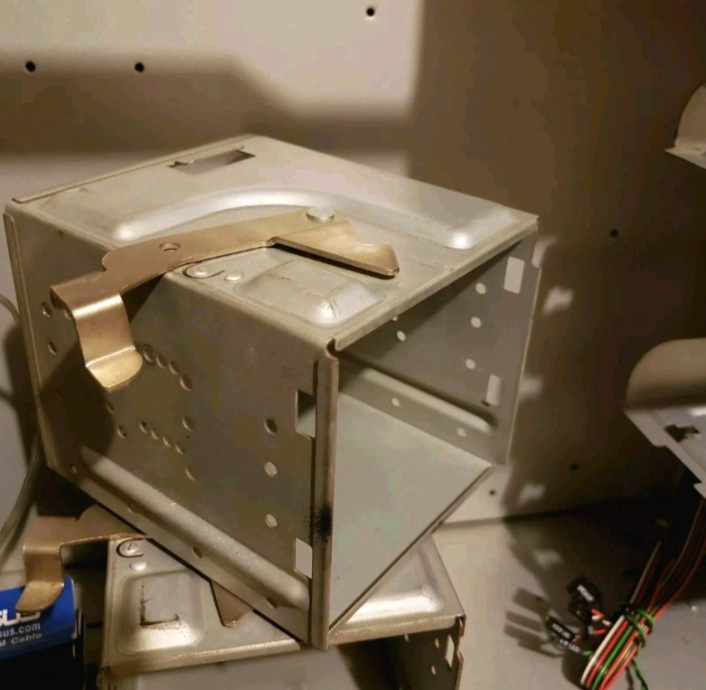 Alienware Area-51 2002 Steel Dragon ATX Chieftec PC Tower Computer Case