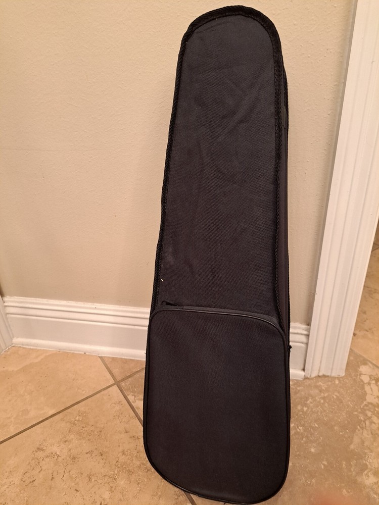 1/2 Student Violin Complete Kit W Case Good Condition No Marks