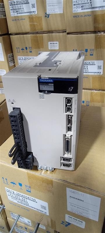 Yaskawa Servo Pack SGD7W-5R5A20A700