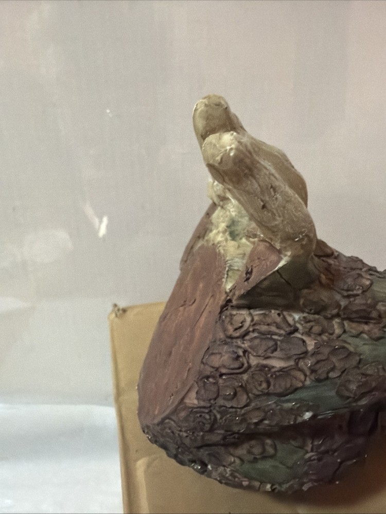 Frog Statue 7” x 6.5”