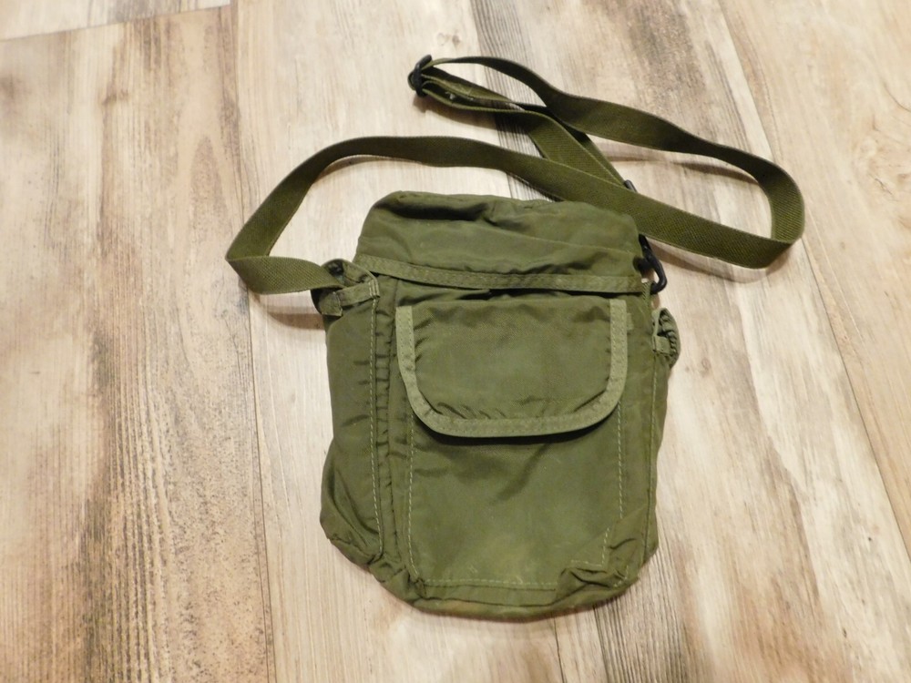 GREEN NYLON  BAG W/ WOOL INSERT