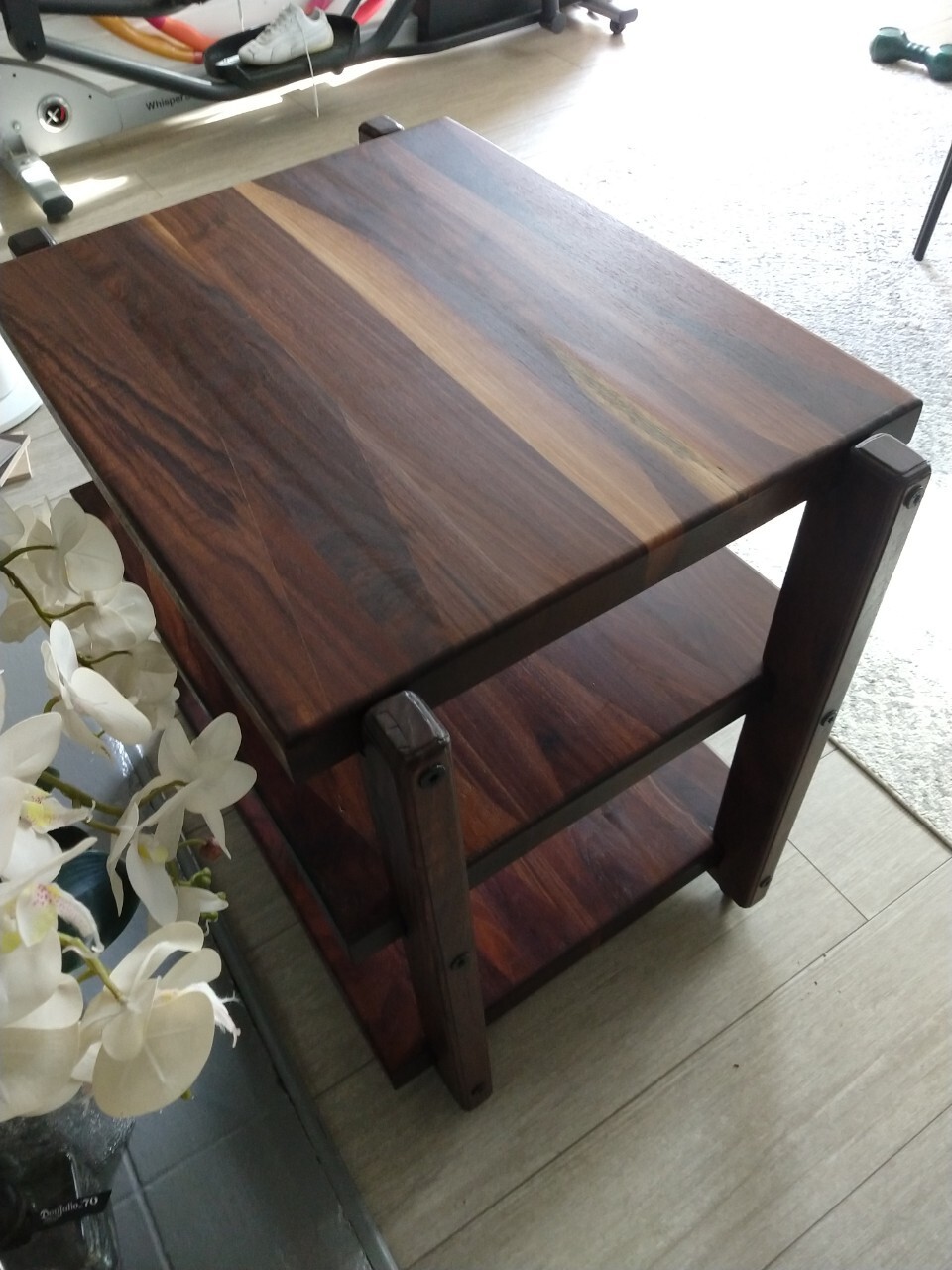 Jazz Brothers- Walnut Wood Audio Rack