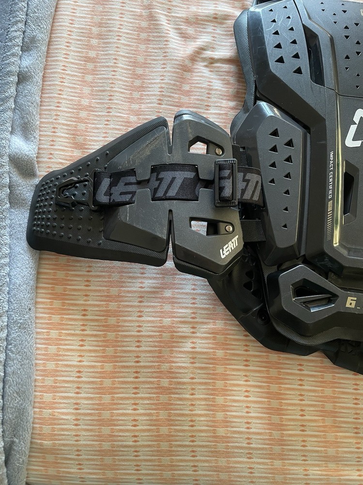 Leatt 6.5 Body Protector