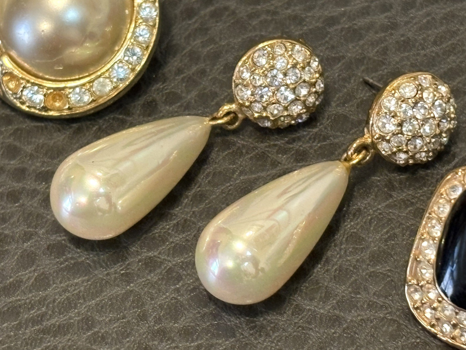 VINTAGE ESTATE ROMAN Gold Tone RHINESTONE FAUX PEARL EARRINGS CLIP Pierced Lot