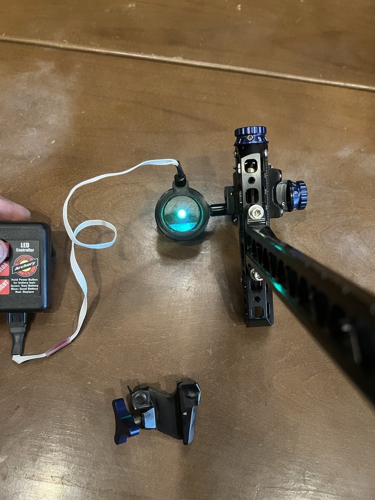 DS Advantage 2020, Versa2 Scope with LED