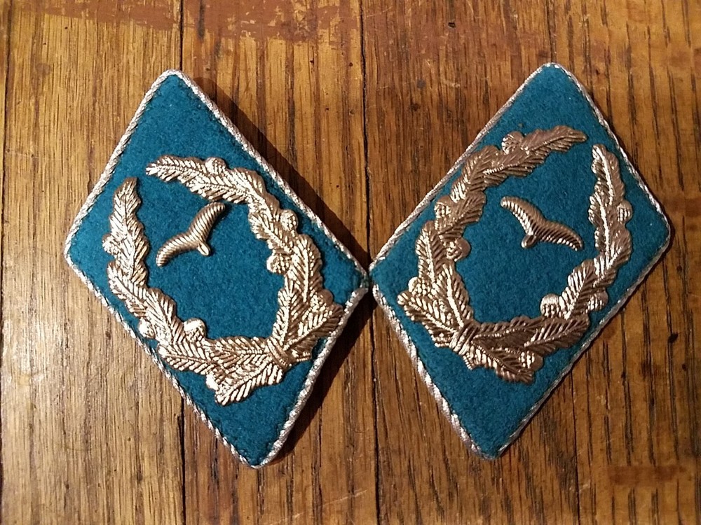 East German AirForce SR. Officers Collar Tabs