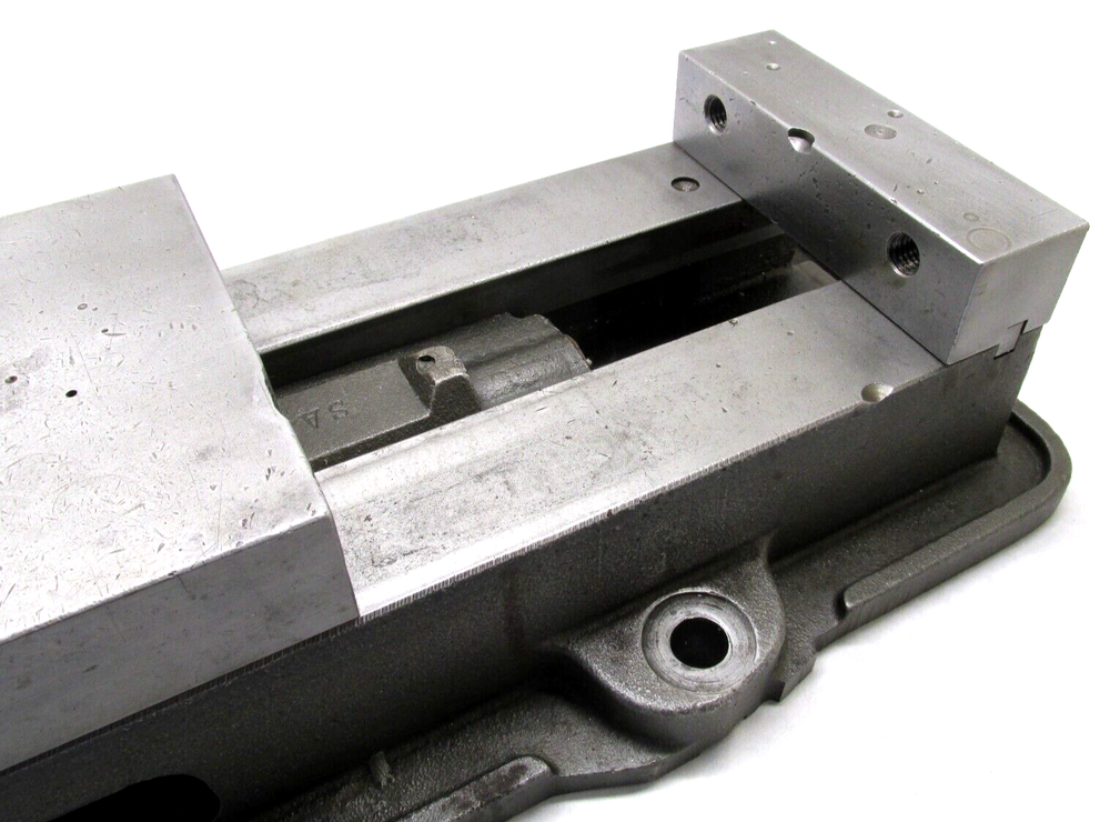 KURT ANGLOCK 6" MILLING MACHINE VISE w/ HANDLE - #D60