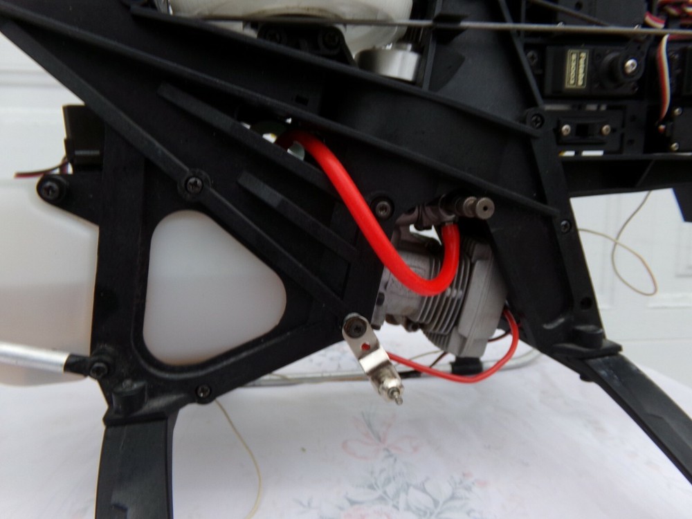 kyosho nexus 30 helicopter