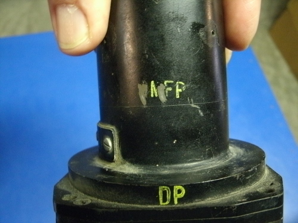 AIRCRAFT GAUGE FUEL QUANTITY