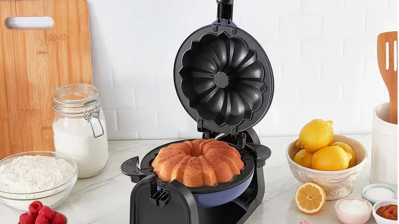 Alex by Dash Flip Bundt Cake Maker - Oyster