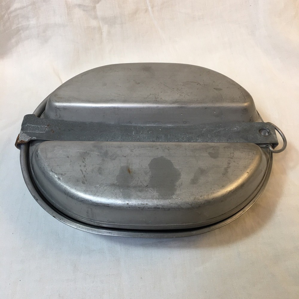 WWII US Army 1945 Leyse Mess Kit No Utensils