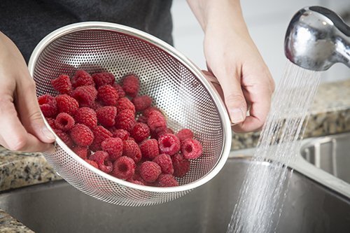 1.5 Quart Colander with Handles Stainless Steel