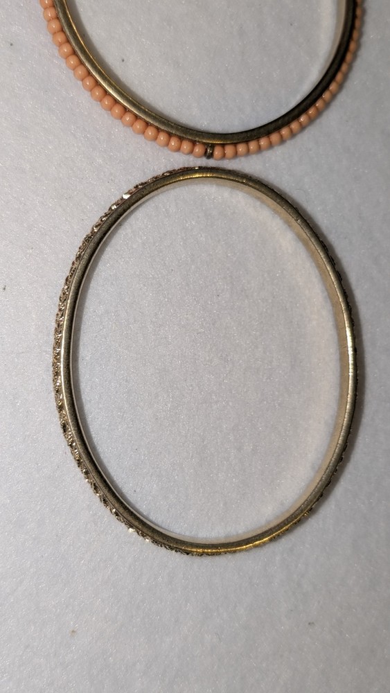 Vintage 4 PC Oval Bangles Set