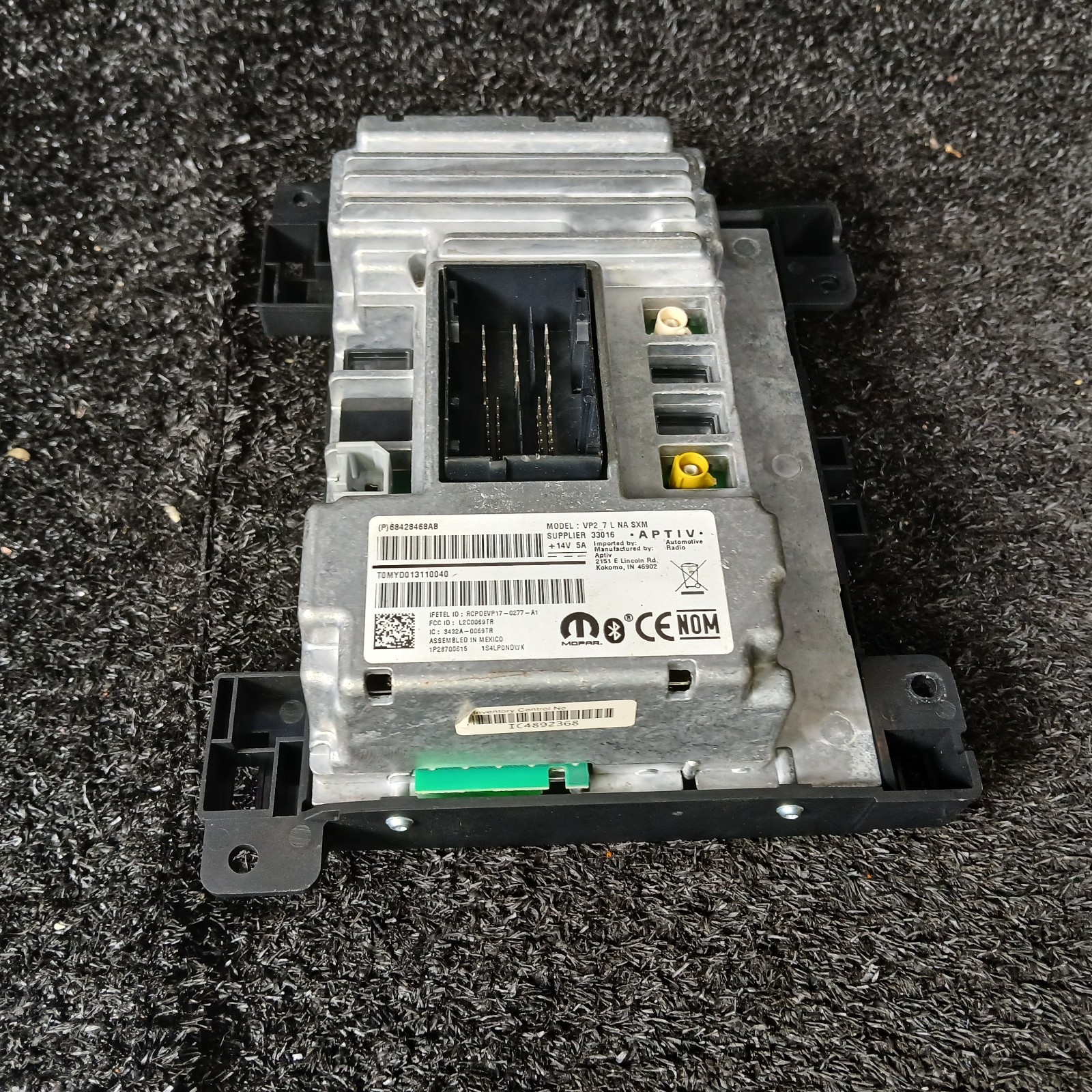 DODGE CHARGER Display and receiver 7.0" screen w/(SiriusXM) 68428468AB 18 20