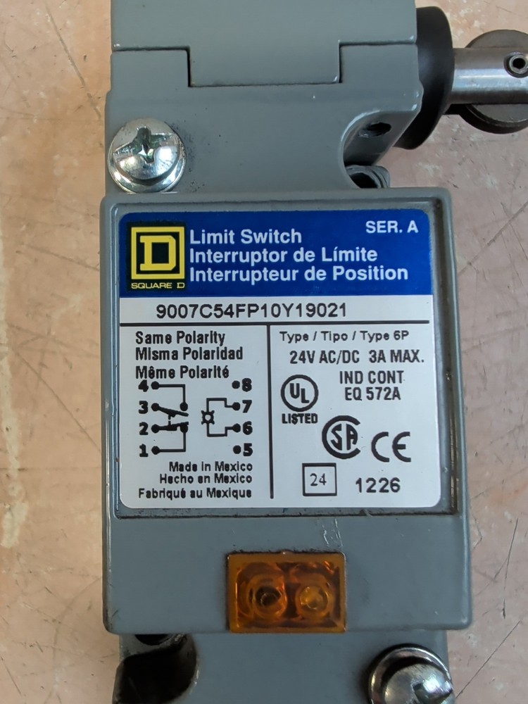 SQUARE D 9007C54FP10Y19021 LIMIT SWITCH W/ OPERATING HEAD