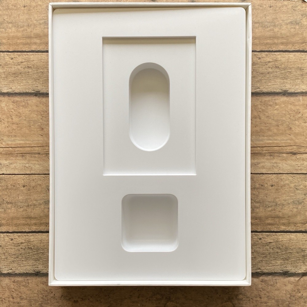 Apple iPAD 9th Generation ORIGINAL EMPTY BOX and INSERTS ONLY MK2K3LL/A