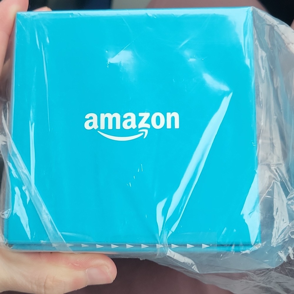 Amazon Echo Dot Gray Fabric Wireless Smart Speaker Alexa Voice Control