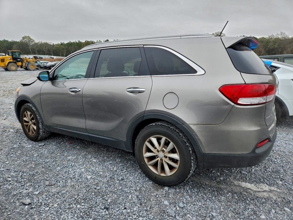 SORENTO 2017 Glove Box 4936633
