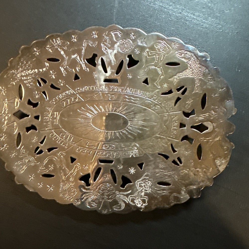 Wallace ZODIAC 9062 Footed Trivet  Silver Plated