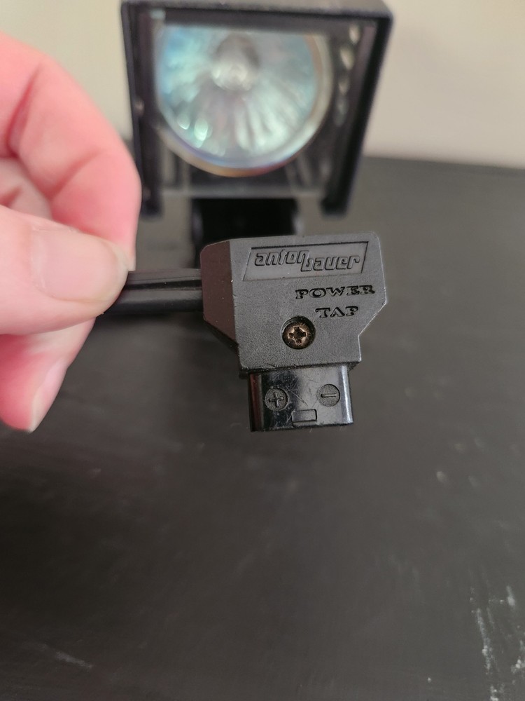 Vintage Anton Bauer Ultralight 2 Camera Mounted Light with D-Tap Plug - Untested