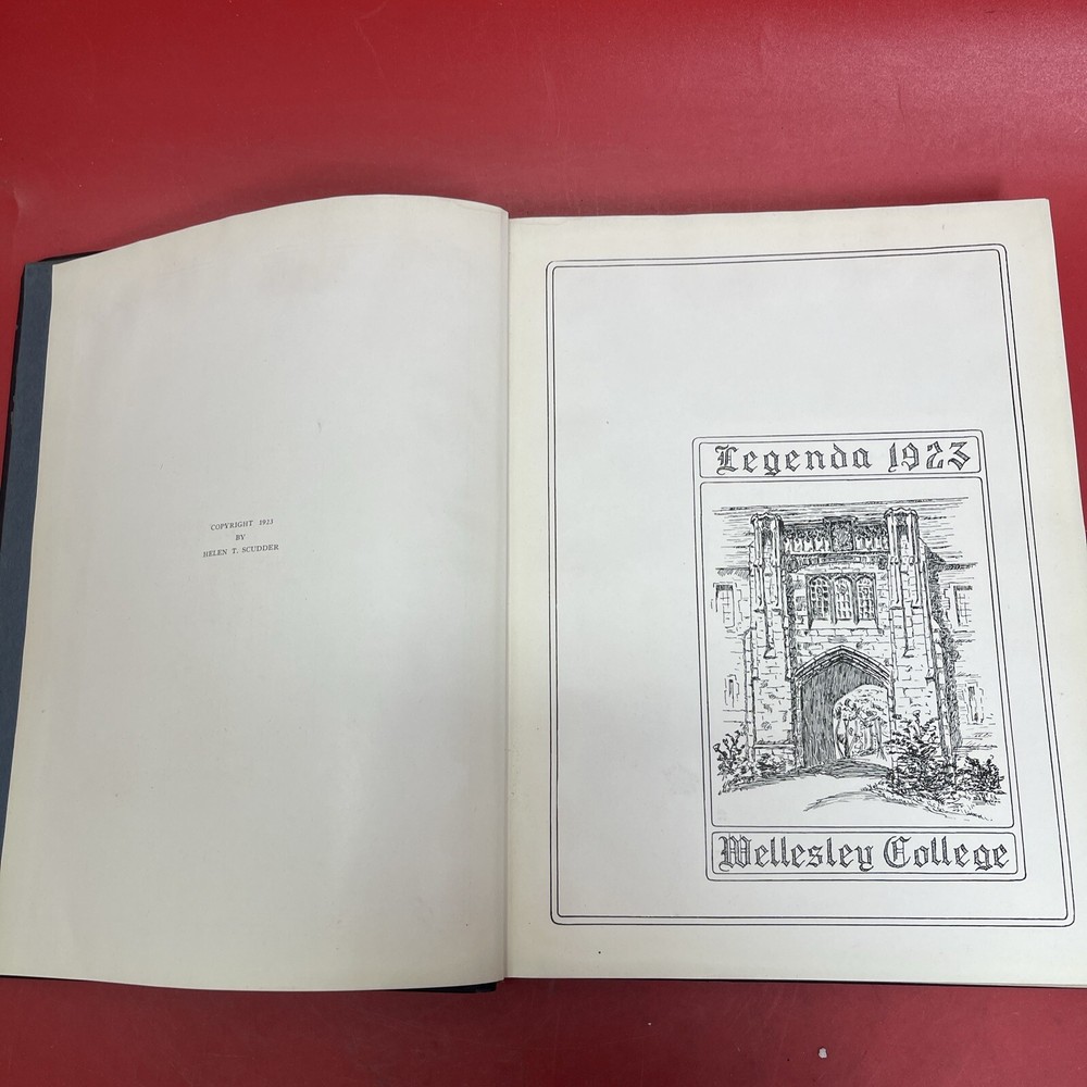 LEGENDA 1923 Yearbook
