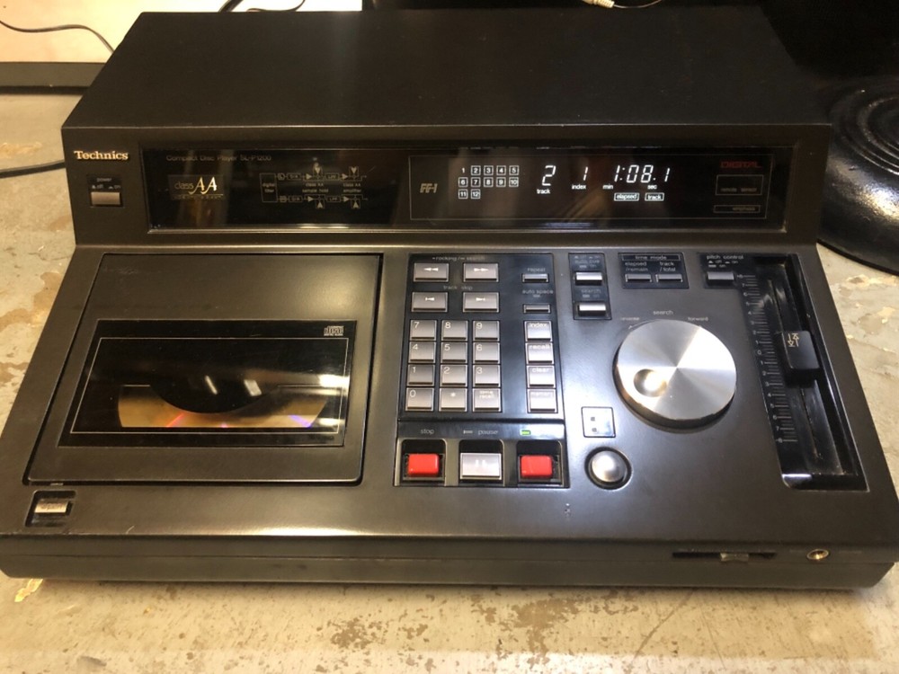 Technics SL-P1200 Broadcast CD Player. Uber Rare!