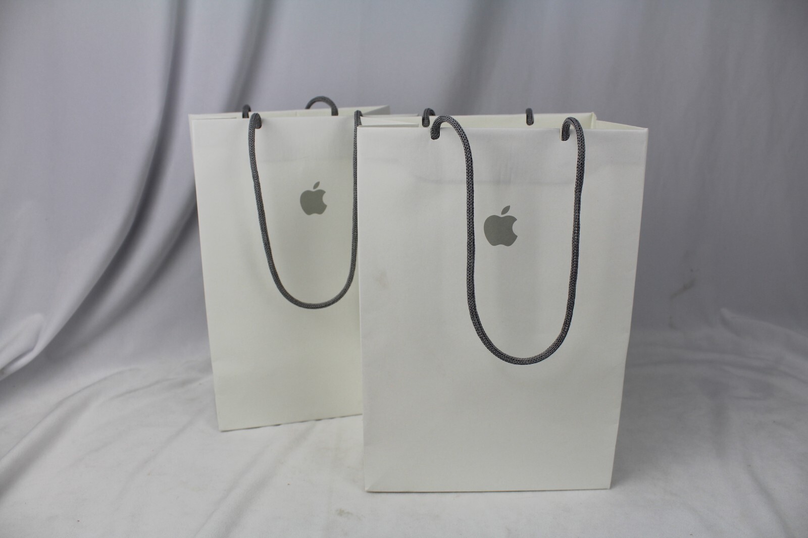 Lot of 2 Genuine Apple Store Logo White Gift Bags - 11" x 8" x 5"