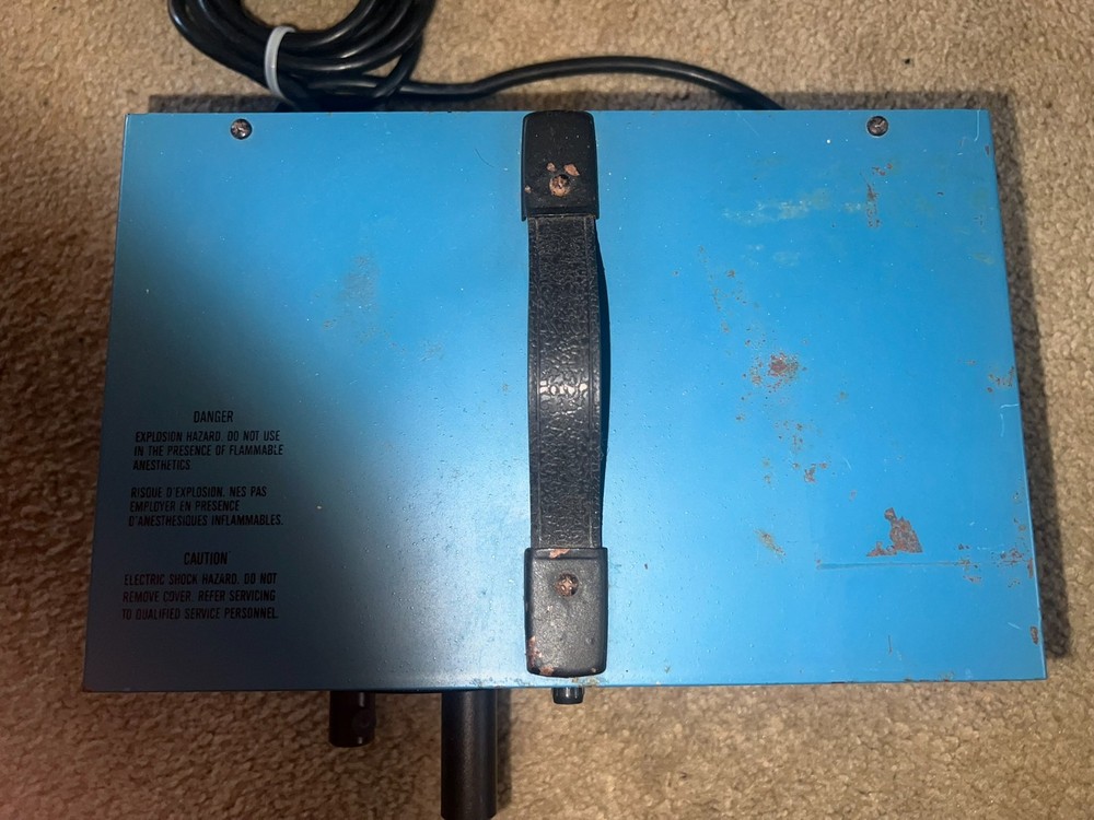 CIRCON ACMI ALU-2B LIGHT SOURCE