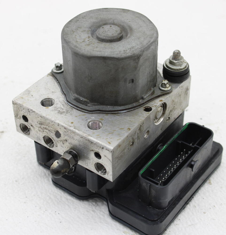 15-19 Polaris Slingshot ABS Pump Brakle Control Module
