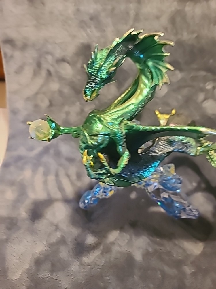 Michael Whelan Franklin Mint Dragon Broken Read Discripition!!!