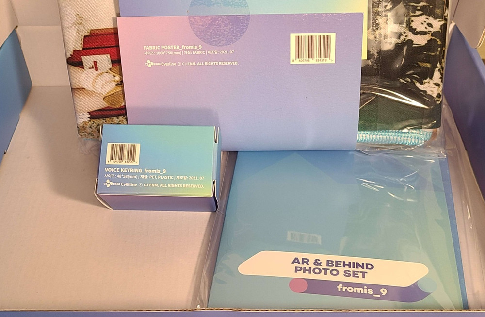 fromis_9 KCON:TACT 4U Official MD Nagyung Signed Package