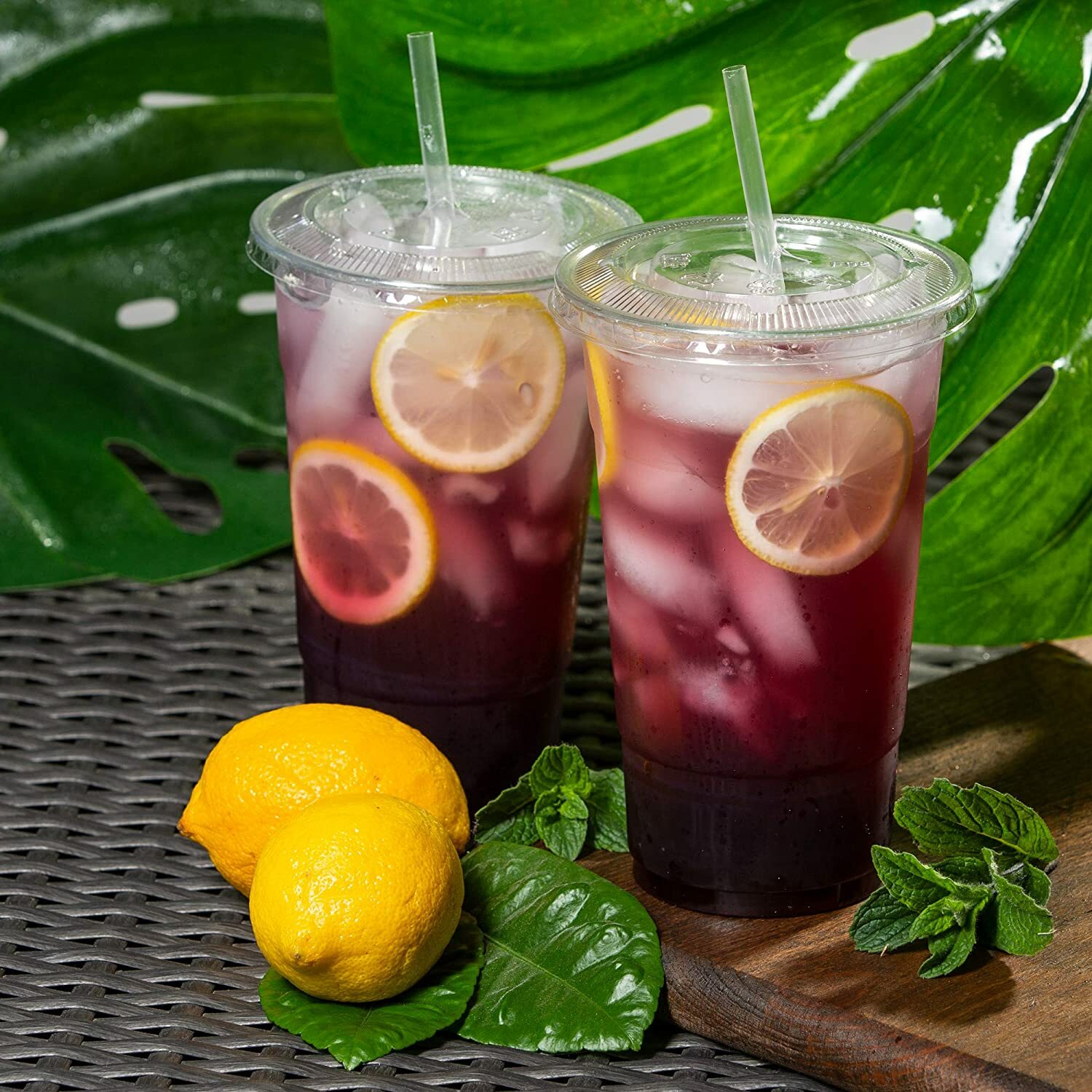 PET Clear Plastic Cups With Lids and Straws For Cold Drinks at Parties